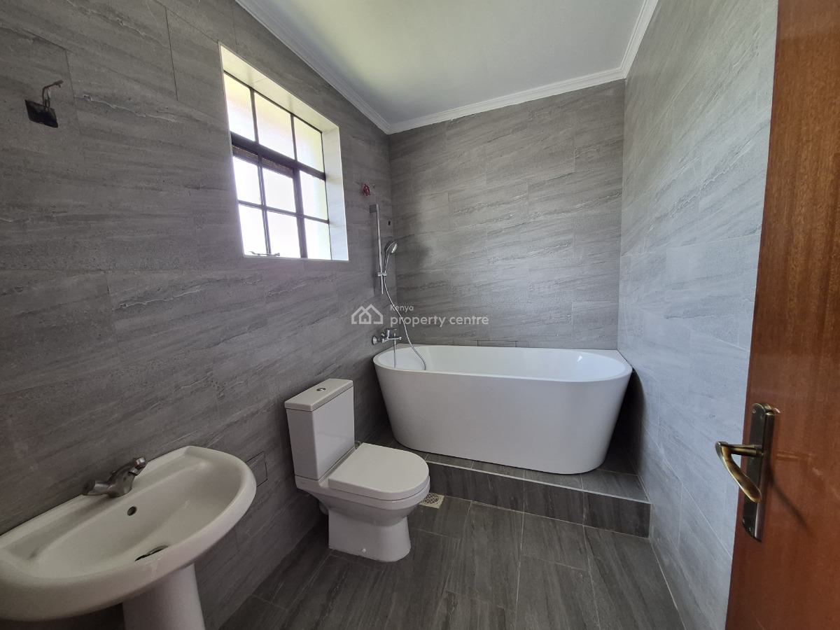 Luxurious 6 Bedroom Townhouse with Dsq  in Garden Estate, Garden Estate, Roysambu, Nairobi, Townhouse for Sale