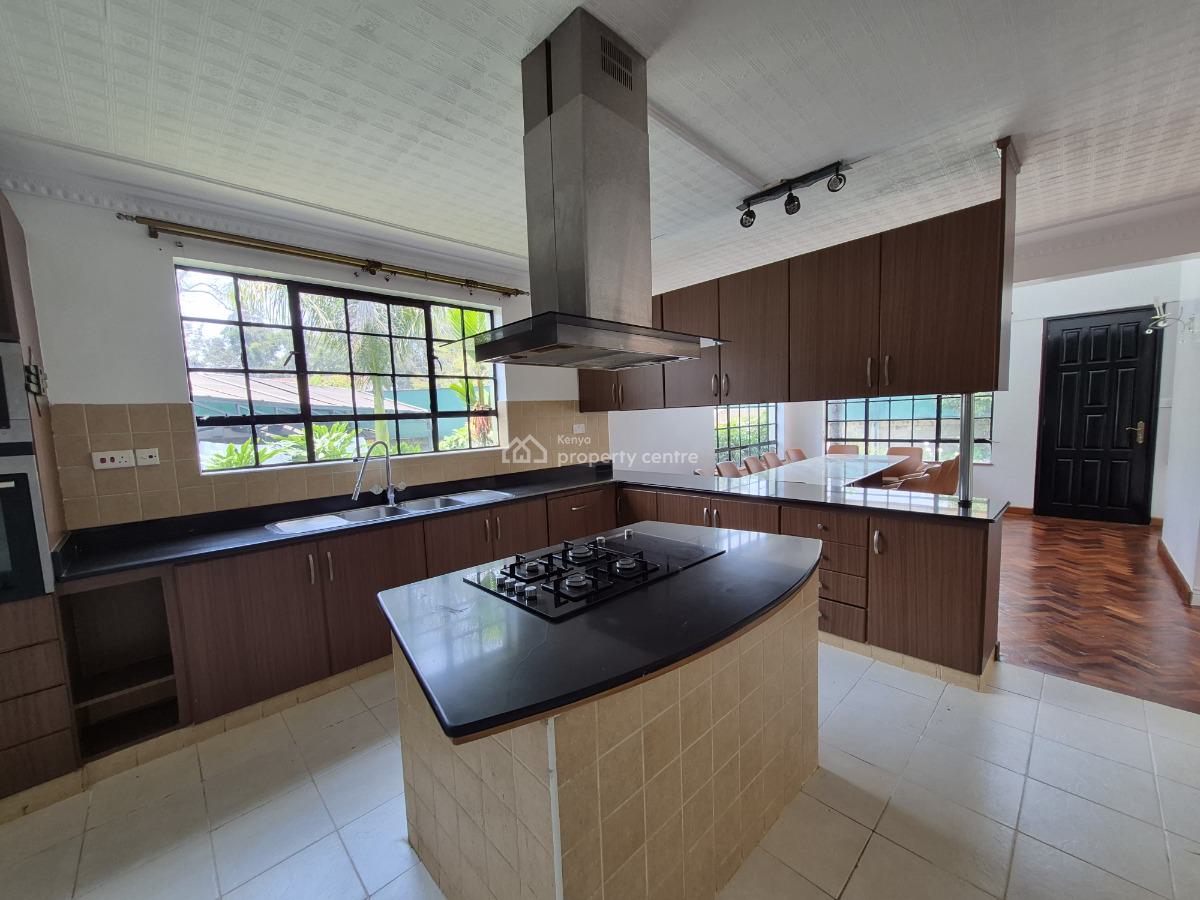 Luxurious 6 Bedroom Townhouse with Dsq  in Garden Estate, Garden Estate, Roysambu, Nairobi, Townhouse for Sale