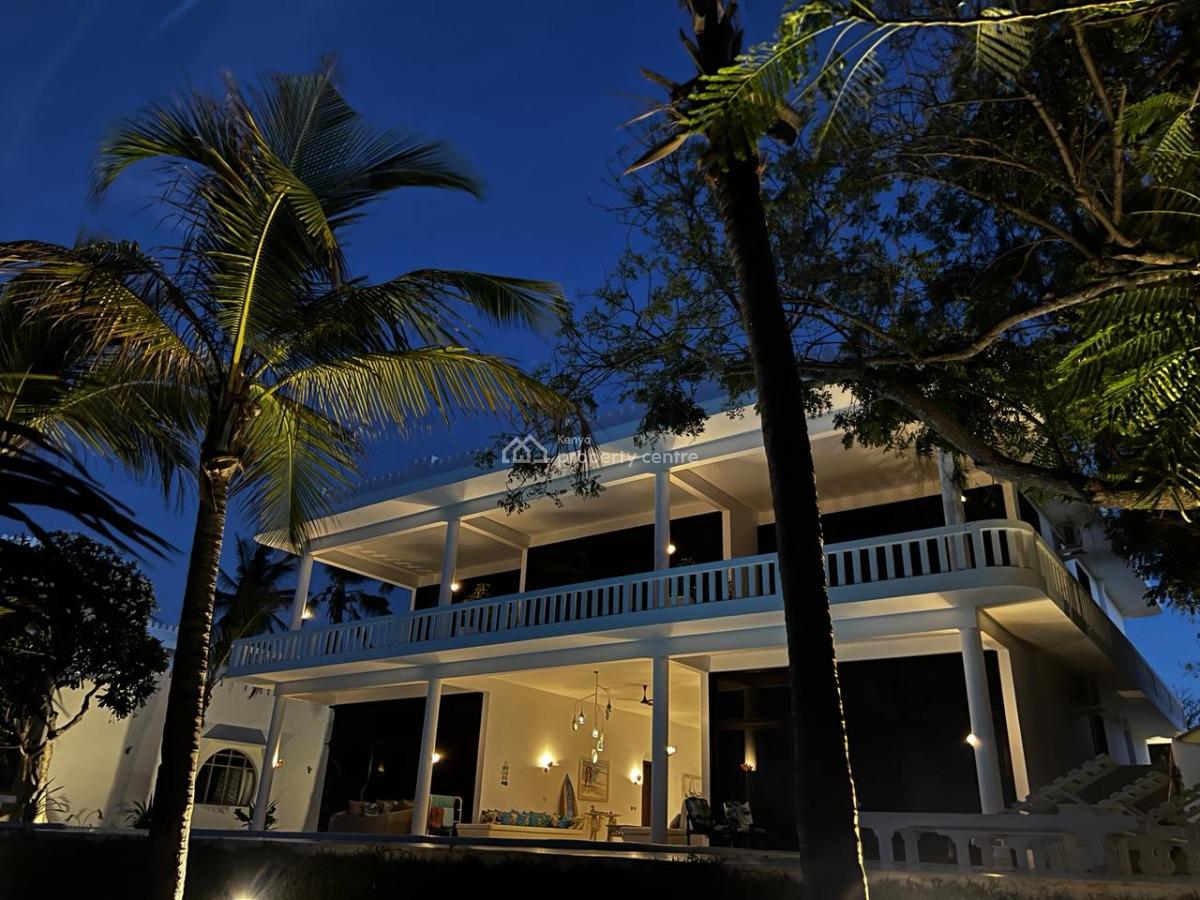 Exquisite Beach Holiday House -- Luxury 5-bedroom Beachfront Villa, Marine Park, Casuarina, Malindi Town, Kilifi, House Short Let