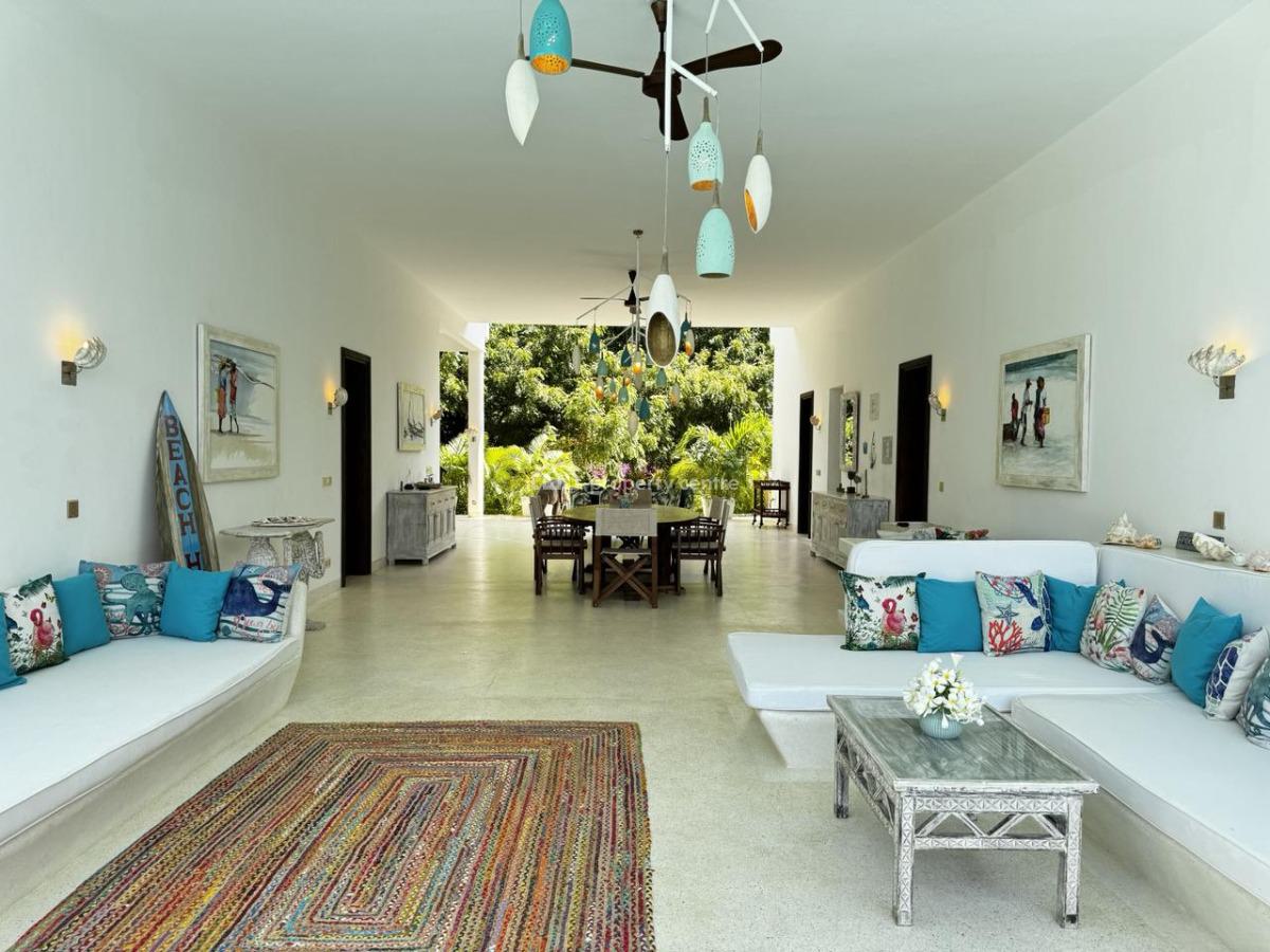 Exquisite Beach Holiday House -- Luxury 5-bedroom Beachfront Villa, Marine Park, Casuarina, Malindi Town, Kilifi, House Short Let