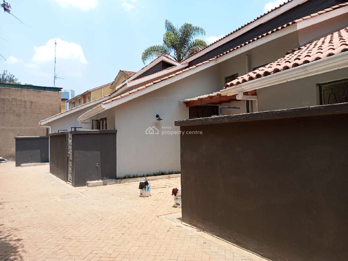 Unfurnished 4 Bedrooms + Dsq Marionette, All Ensuite, Lantana Rd, Westlands, Nairobi, House for Rent