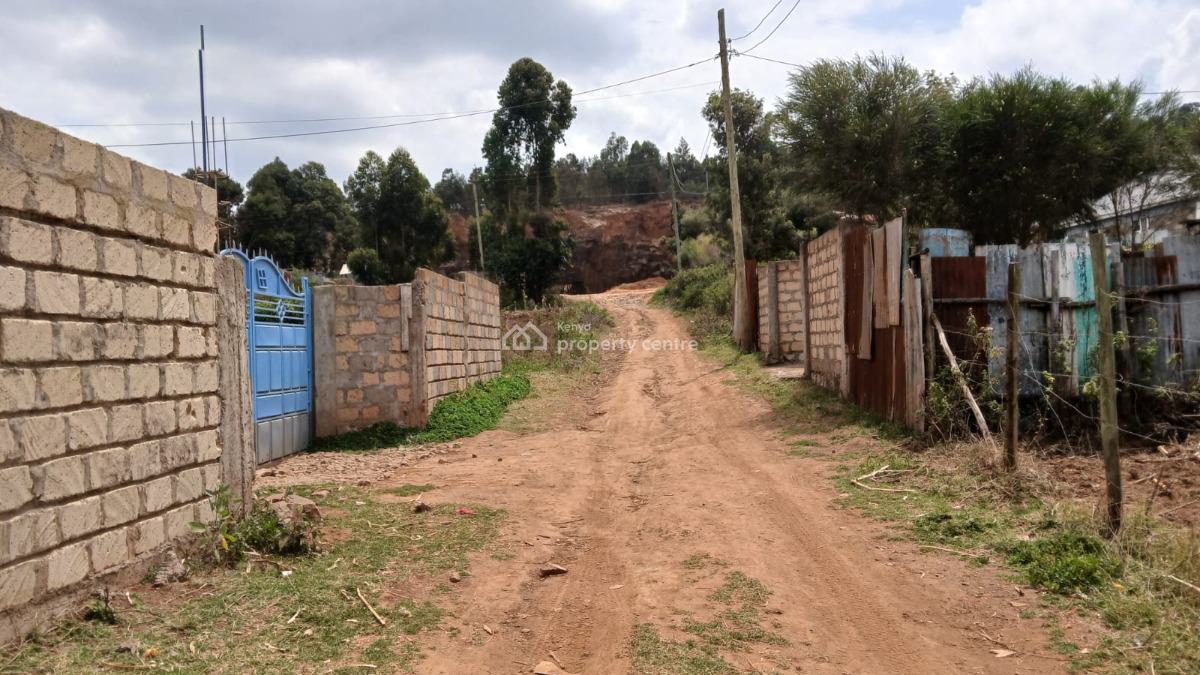 Ready to Build Residential Plot in a Developed Neighborhood, Kamangu, Kikuyu, Kiambu, Land for Sale