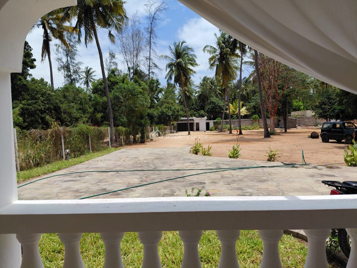 2-bedroom Apartment in Watamu Near Turtle Bay -- Master En-suite, Close to Turtle Bay, Watamu, Kilifi, Apartment for Sale