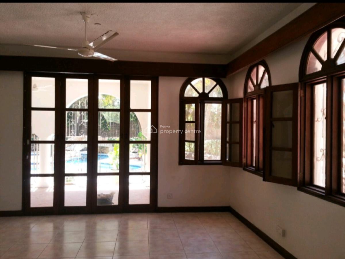 5 Bedrooms House with a Swimming Pool on a 1 Acre Plot in Mombasa-nyal, Nyali Mombasa Link Rd, Nyali, Mombasa, Townhouse for Sale