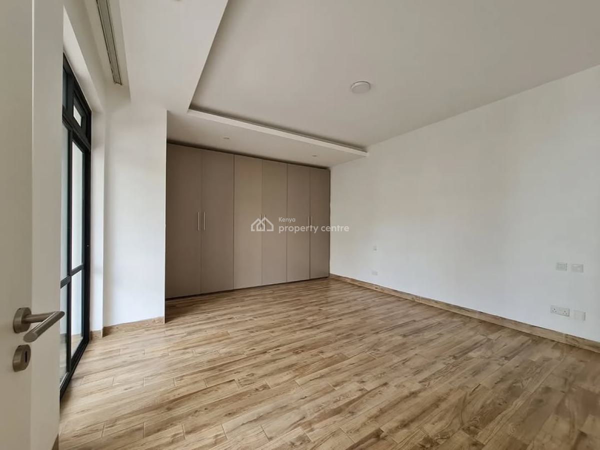 Spacious 3 Bedroom Duplex En Suite with Dsq in Riverside., Riverside, Westlands, Nairobi, Apartment for Sale