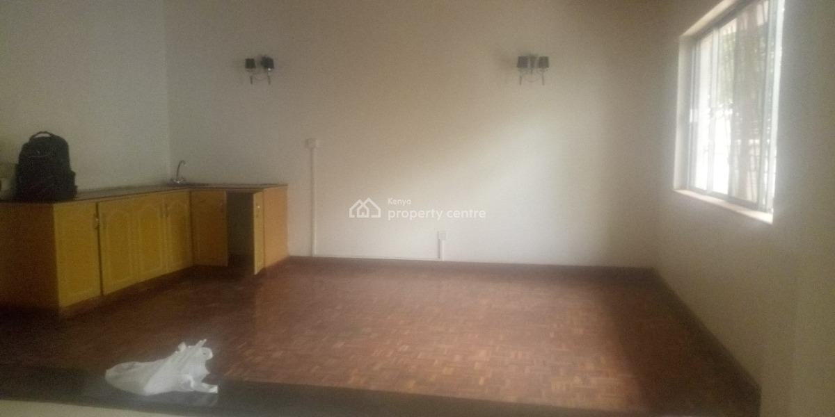 Five (5) Bedrooms, Two (2) En-suite Commercial Townhouse, Kilimani Estate, Yaya Center, Kilimani, Nairobi, Commercial Property for Rent