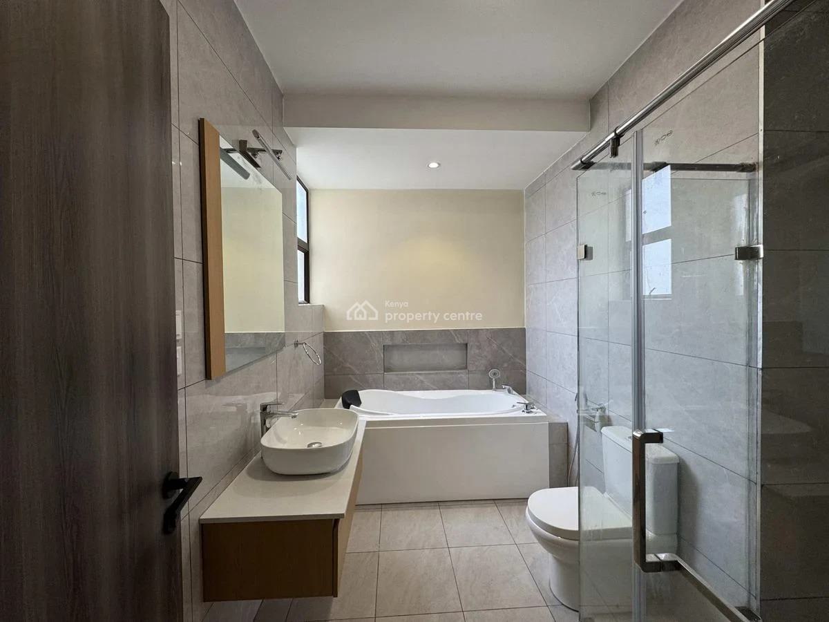 Spacious 3 Bedroom Apartment with En Suite Plus Dsq in Kileleshwa., Kileleshwa, Nairobi, Apartment for Rent