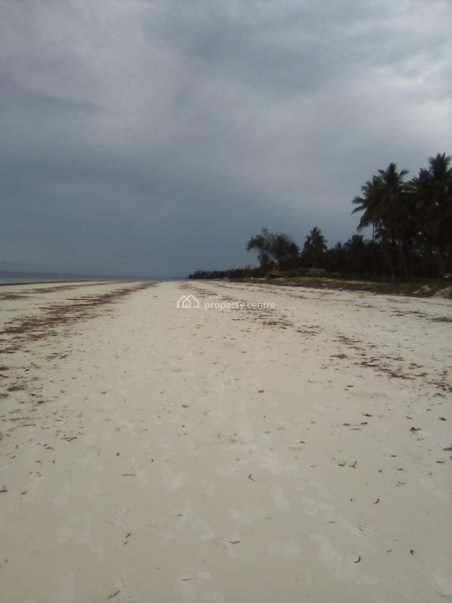 2 Beach Plots 2.3 Acre at Nyali Beach 480m;4 Acres Is Kshs. 780m, Nyali Mombasa, Nyali, Mombasa, Mixed-use Land for Sale