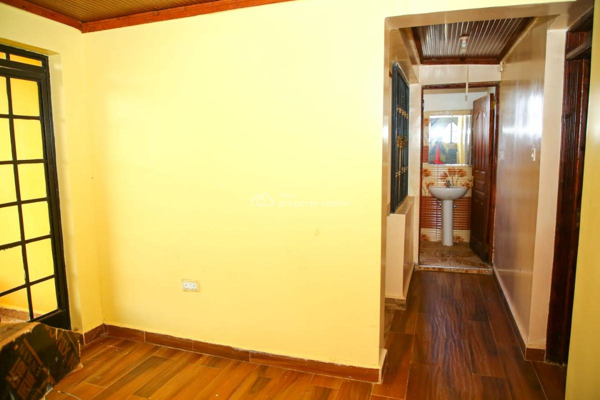 5 Bedroom House, Airport Road, Syokimau/mulolongo, Machakos, Townhouse for Rent
