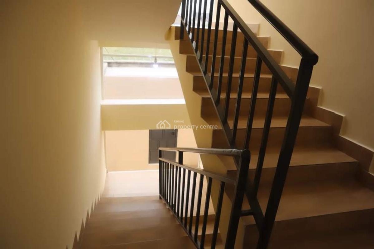 Beautiful 4 Bedroom Villa All Ensuite with Dsq in Syokimau., Syokimau/mulolongo, Machakos, House for Sale