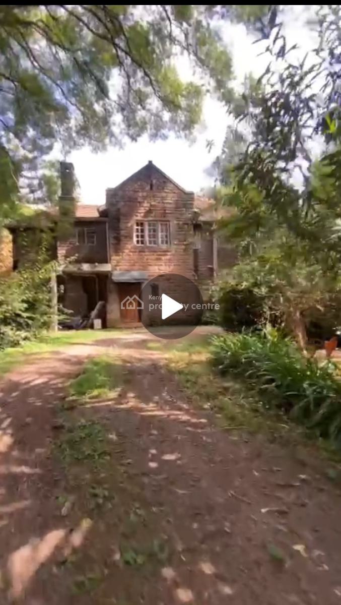 Prime 2.5acres with an Old House in The Heart of Lavington., Lavington, Nairobi, Land for Sale