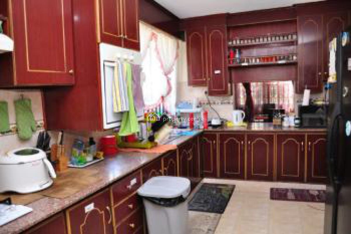 3 Bedrooms Fully Furnished, Rhapta Road/westlands Estate., Westlands, Nairobi, Apartment for Rent