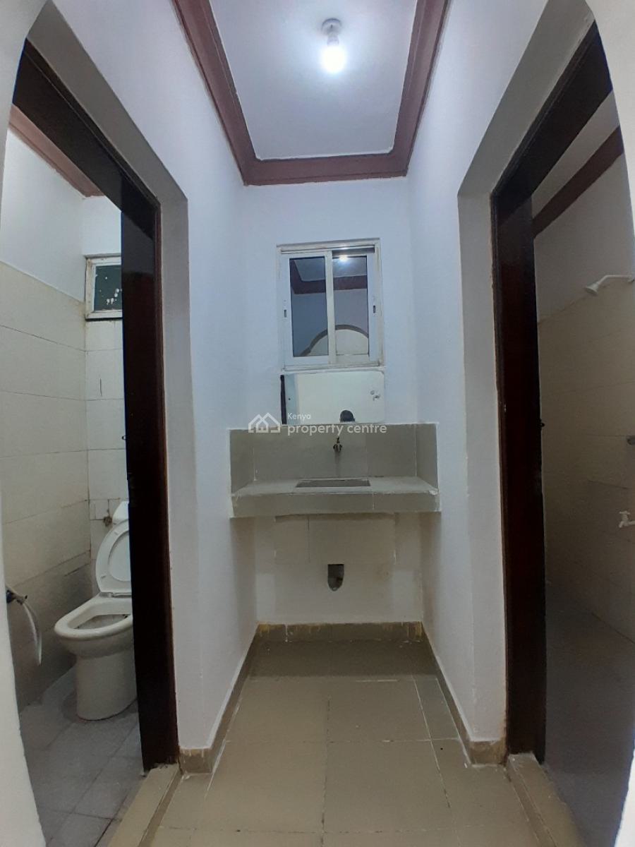 Spacious 3 Bedroom Apartment with Master Ensuite, Near Mewa Hospital, Majengo, Mombasa, Apartment for Rent