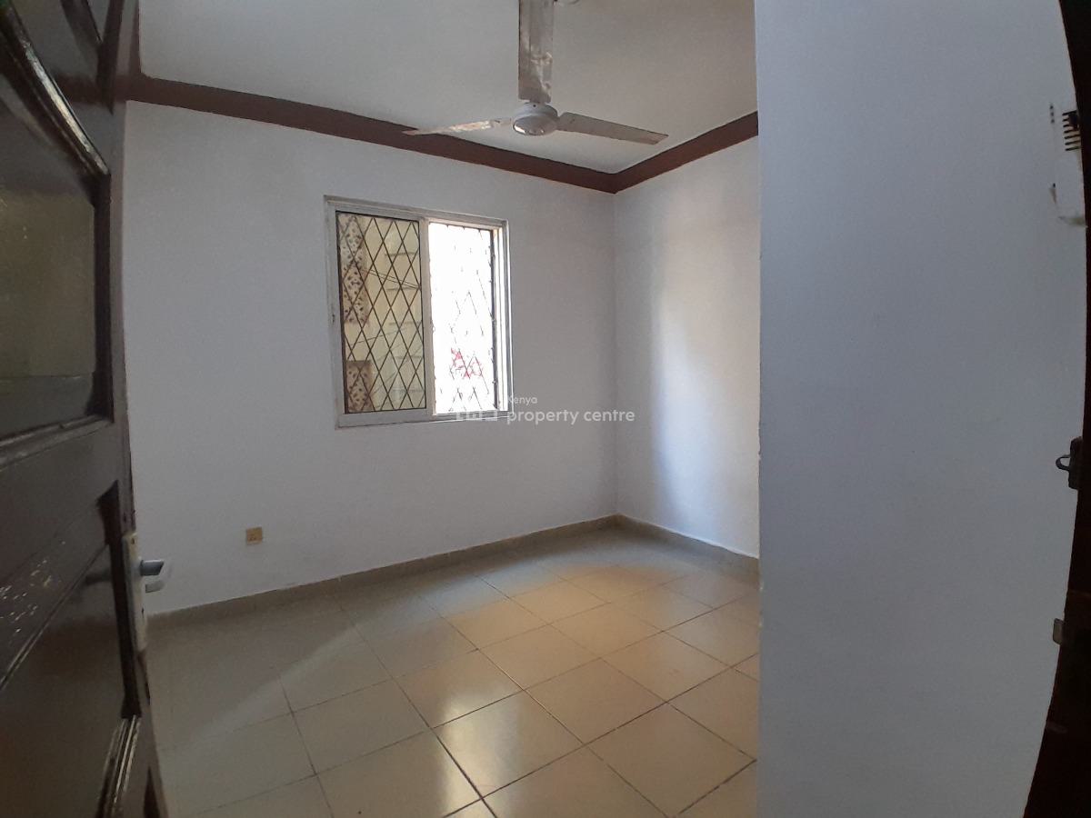 Spacious 3 Bedroom Apartment with Master Ensuite, Near Mewa Hospital, Majengo, Mombasa, Apartment for Rent
