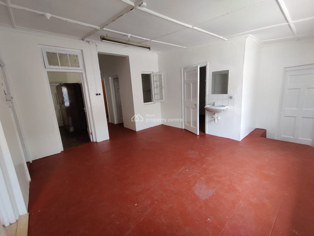 5 Bedroom Commercial Bungalow, Muranga Road, Ngara, Nairobi, Office Space for Rent