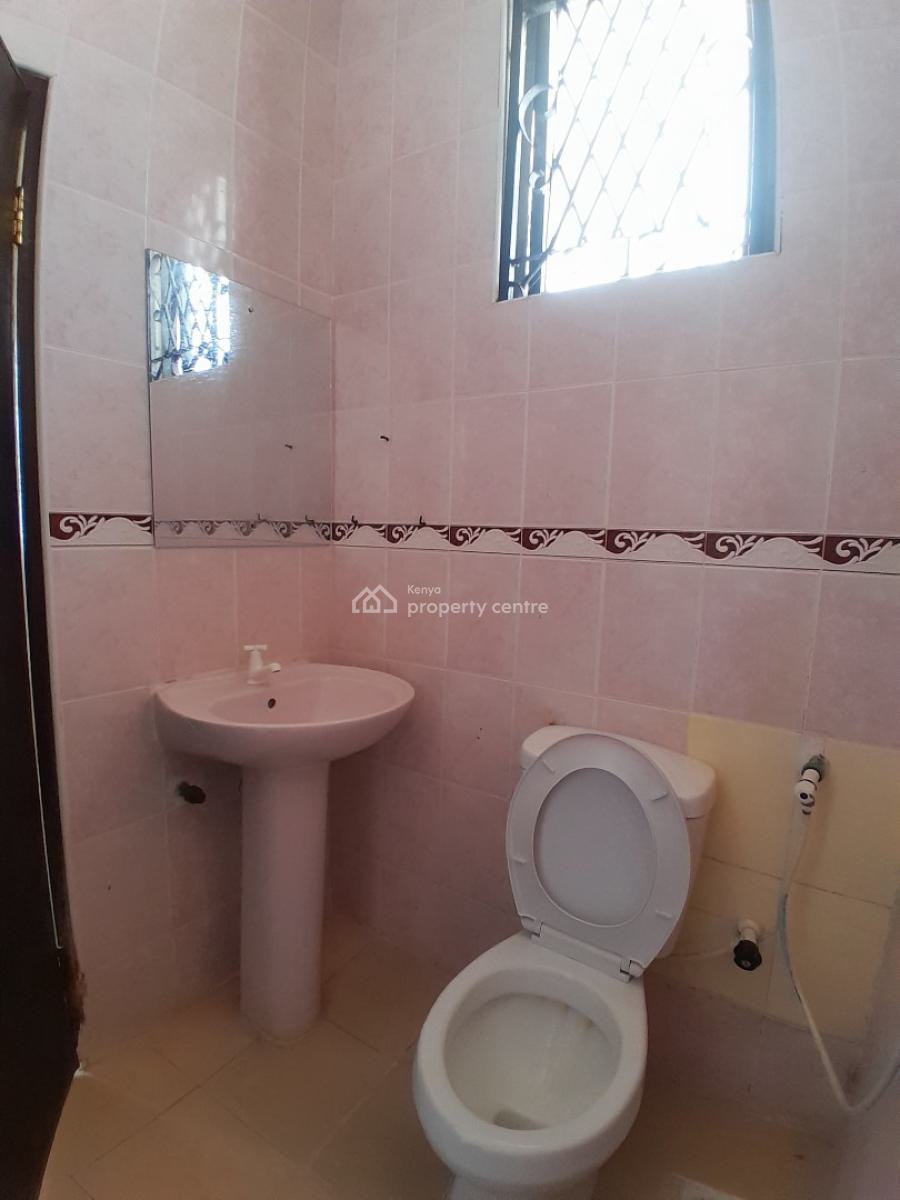 Spacious 2 Bedroom Apartment with Master, Makadara, Bamburi, Mombasa, Apartment for Rent
