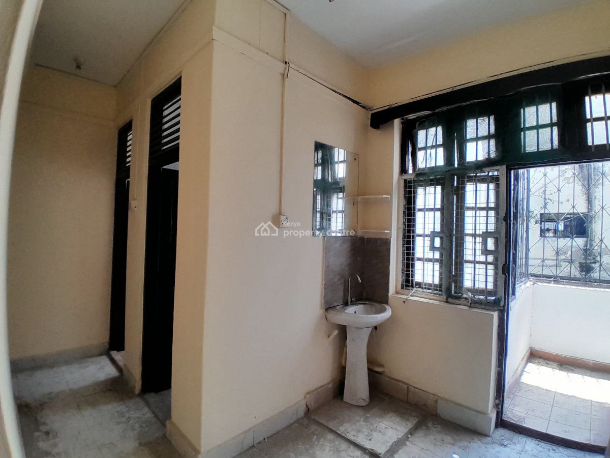 Spacious 1 Bedroom Apartment, Ganjoni, Majengo, Mombasa, Apartment for Rent