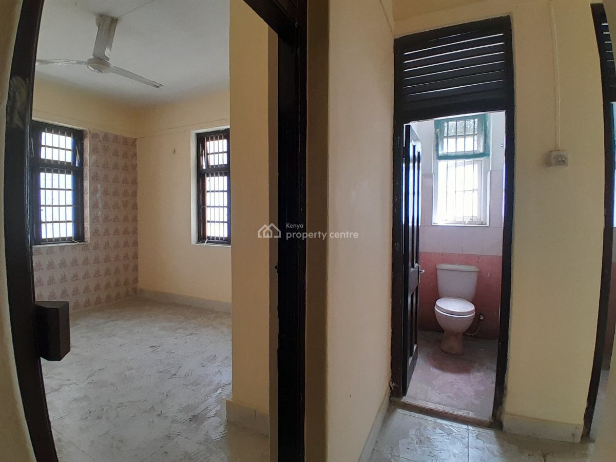 Spacious 1 Bedroom Apartment, Ganjoni, Majengo, Mombasa, Apartment for Rent