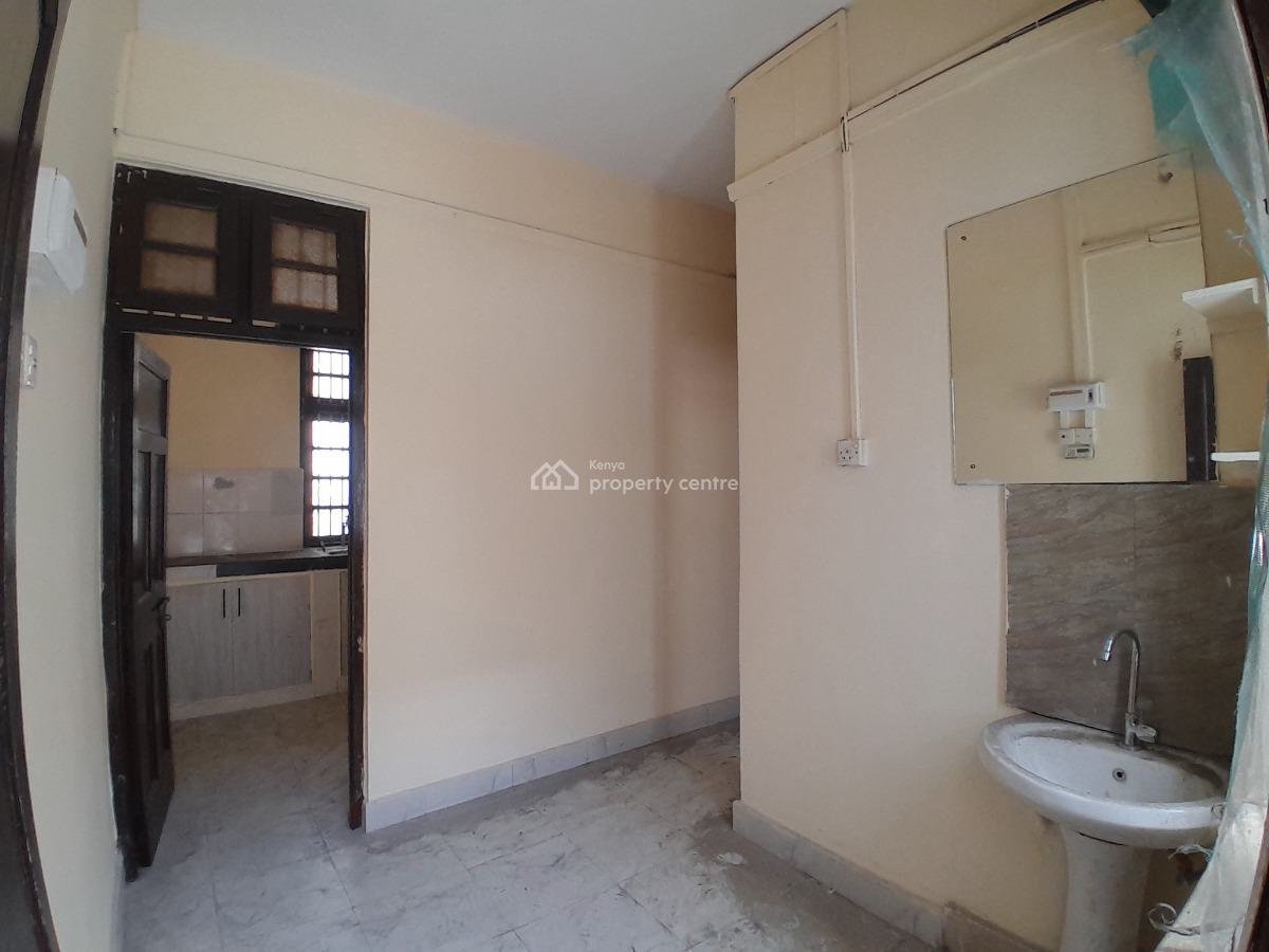 Spacious 1 Bedroom Apartment, Ganjoni, Majengo, Mombasa, Apartment for Rent