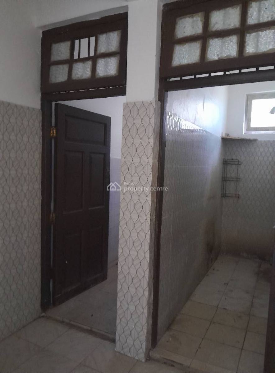 Spacious 2 Bedroom Apartment, Near Saphire Hotel, Shimanzi, Mombasa, Apartment for Rent