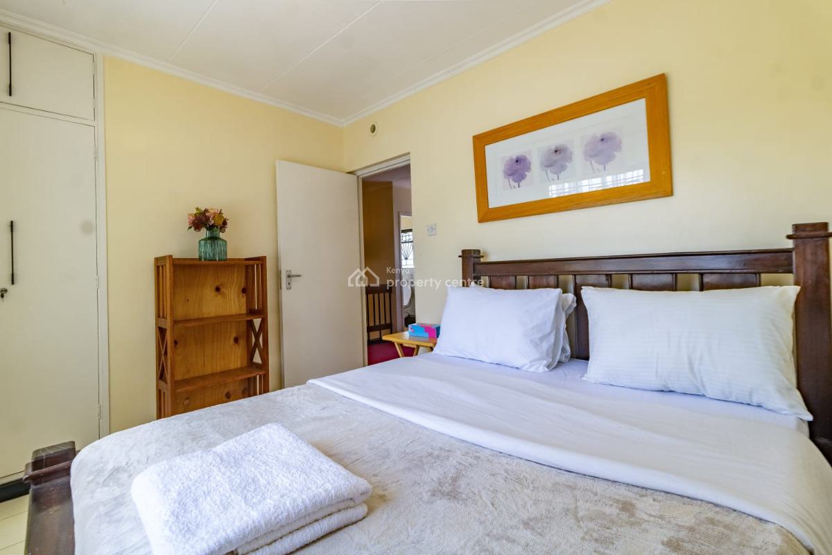 Lovely 2 Bedrooms House with Garden Fully Furnished, Langata, Mugumo-ini (langata), Nairobi, House for Rent
