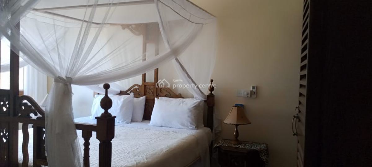 Beachfront 3-bedroom Holiday Apartment in Watamu From Ksh38,500/night, Blue Bay Cove, Watamu, Kilifi, Apartment Short Let