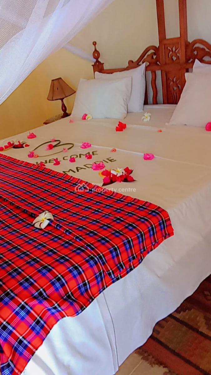 Beachfront 3-bedroom Holiday Apartment in Watamu From Ksh38,500/night, Blue Bay Cove, Watamu, Kilifi, Apartment Short Let