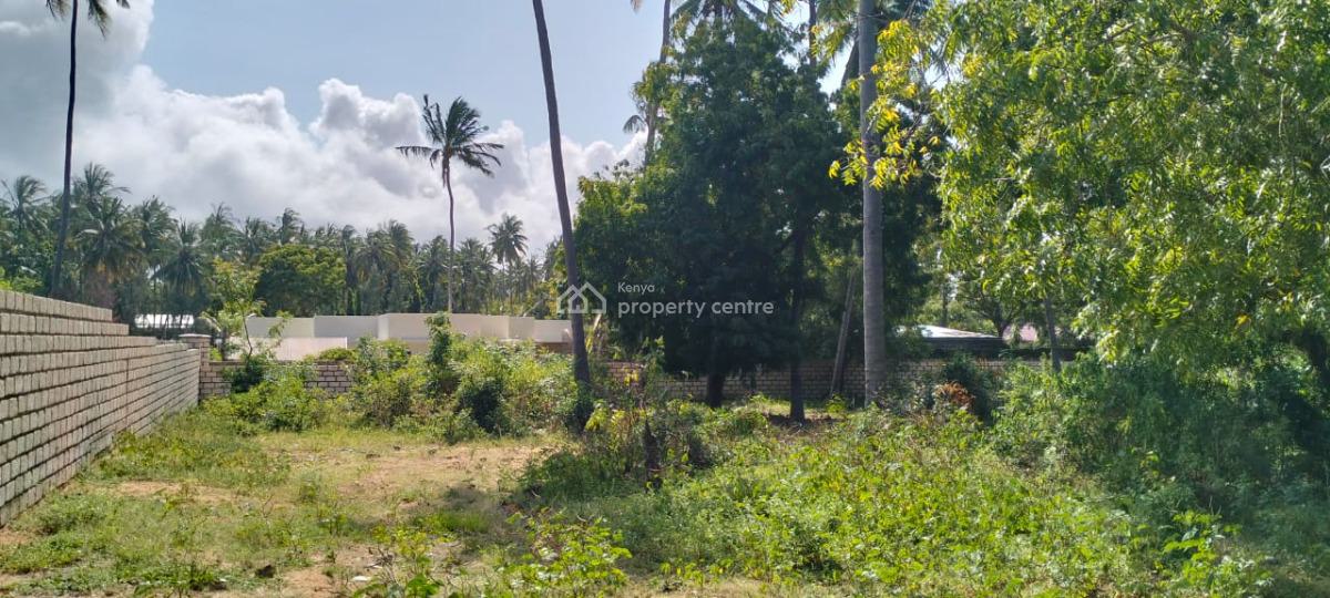 1 Acre Walled Plot in Watamu (dongo Kundu) --- Kes 25m, Dongo Kundu25, Watamu, Kilifi, Land for Sale