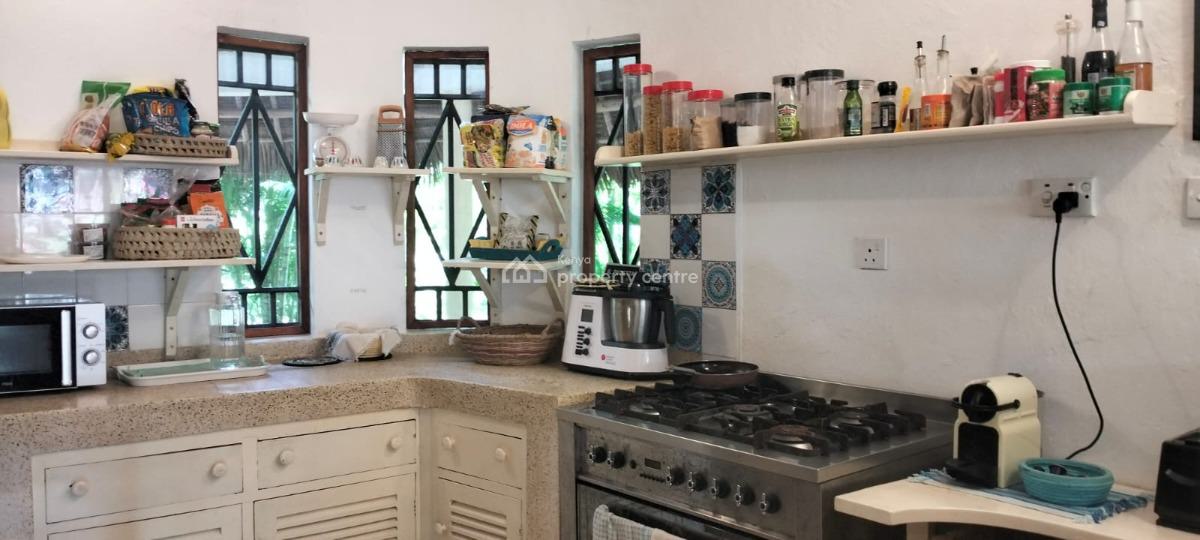 3-bedroom Villa --- Tamarind Cove (casuarina Road)  Private Pool €130k, Tamarind Cove, Malindi Town, Kilifi, House for Sale