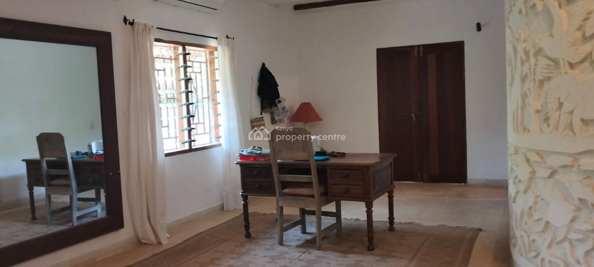 3-bedroom Villa --- Tamarind Cove (casuarina Road)  Private Pool €130k, Tamarind Cove, Malindi Town, Kilifi, House for Sale