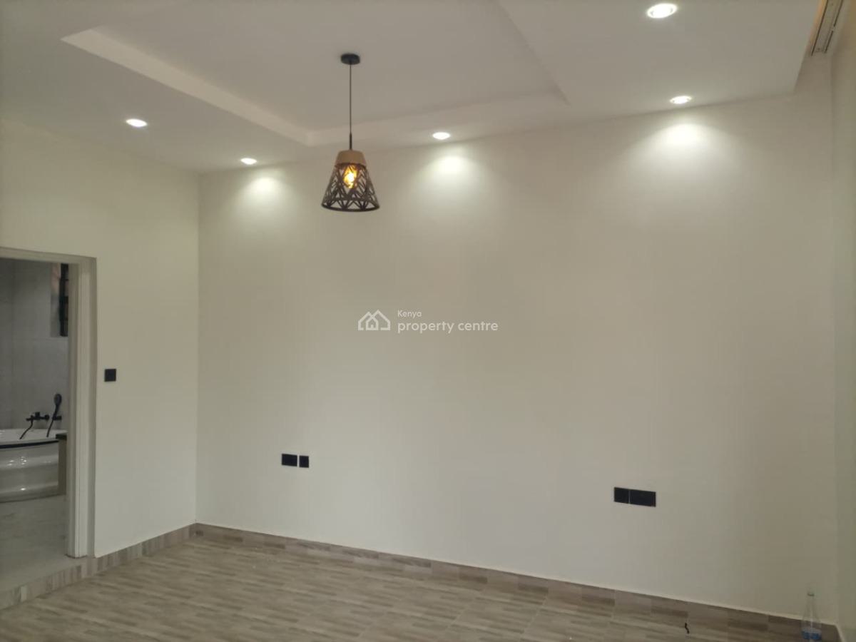 4 Bedroom Hse with Sq and Attic All Ensuite Membley Estate, Membley Estate, Membley Estate, Kiambu, Townhouse for Sale