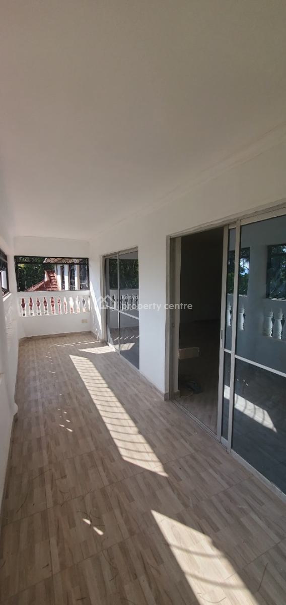 Magnificent 5 Bedrooms Mansion on 1 Acre Land, Nyahera, Central Kisumu, Kisumu, House for Rent