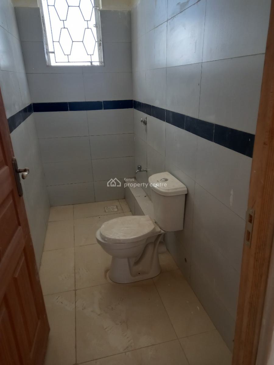 1 Bedroom House with Enclosed Verandah and Private Backyard, Off Argwings Kodhek Road, Lavington, Nairobi, House for Rent