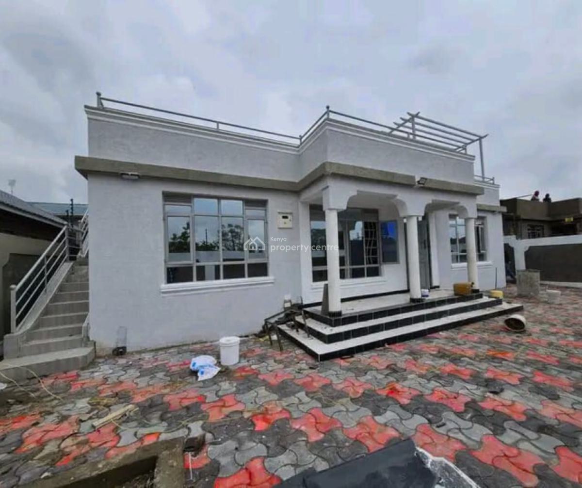 Modern 3 Bedroom Maisonettes with Dsq  in Mugutha, Ruiru, Mugutha, Ruiru, Kiambu, Townhouse for Sale