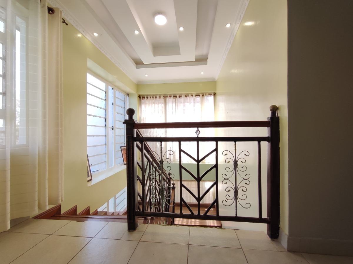 5 Bedroom House with a Family Room All Ensuite Ruiru Kamiti Corner, Ruiru, Ruiru, Kiambu, Townhouse for Sale