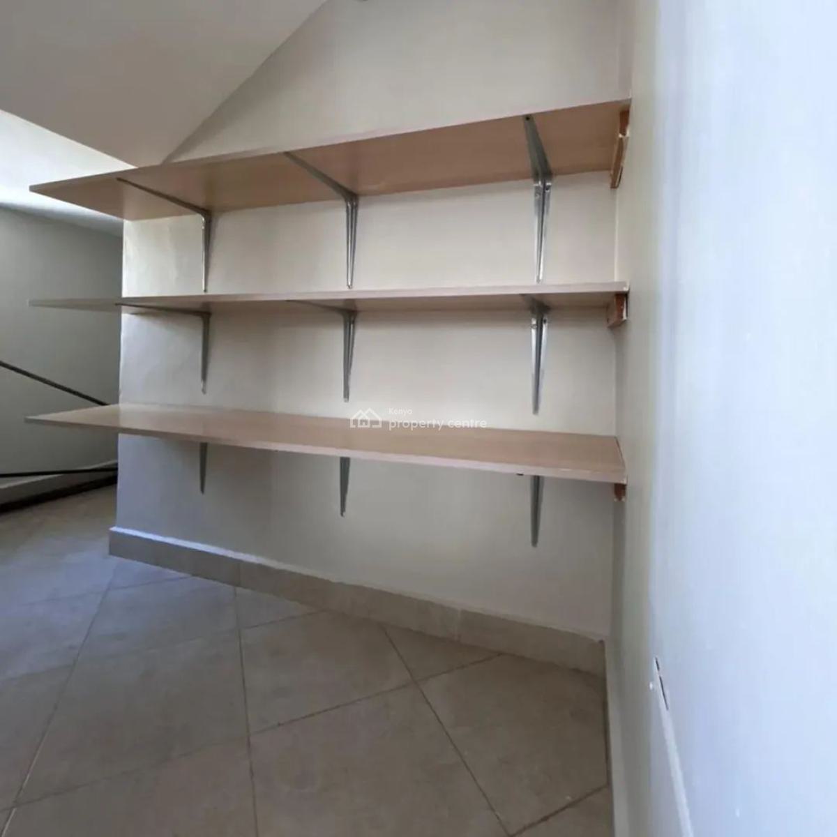 4 Bedroom with Dsq, Kitengela, Kajiado, Townhouse for Sale