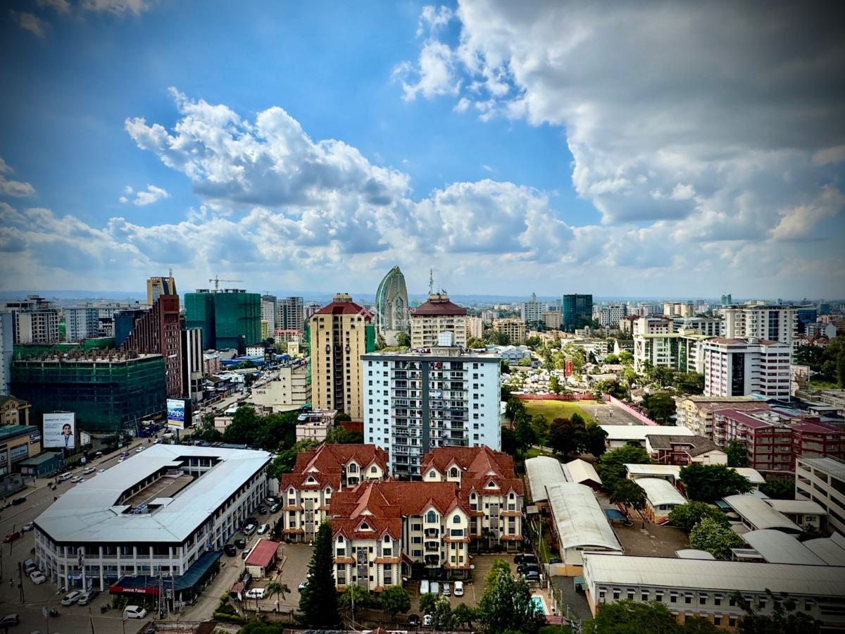 High-rise 1 Bedroom Airbnb Apartment, George Padmore Road, Kilimani, Nairobi, Apartment Short Let