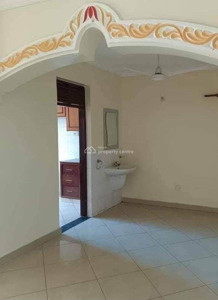 Modern and Spacious 3 Bedroom Apartment, Off Links Road, Nyali, Mombasa, Apartment for Rent