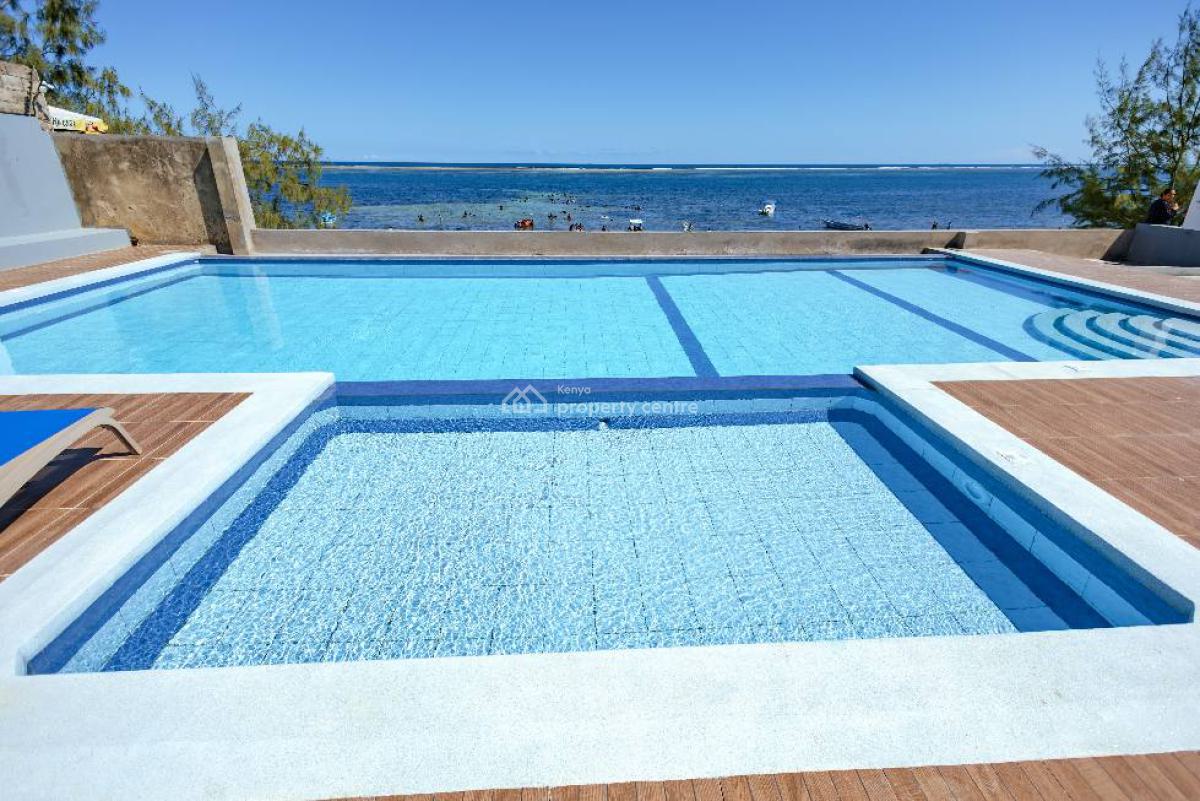 Luxurious Furnished 1 Bedroom Beach Front Apartment, Nyali, Mombasa, Apartment Short Let