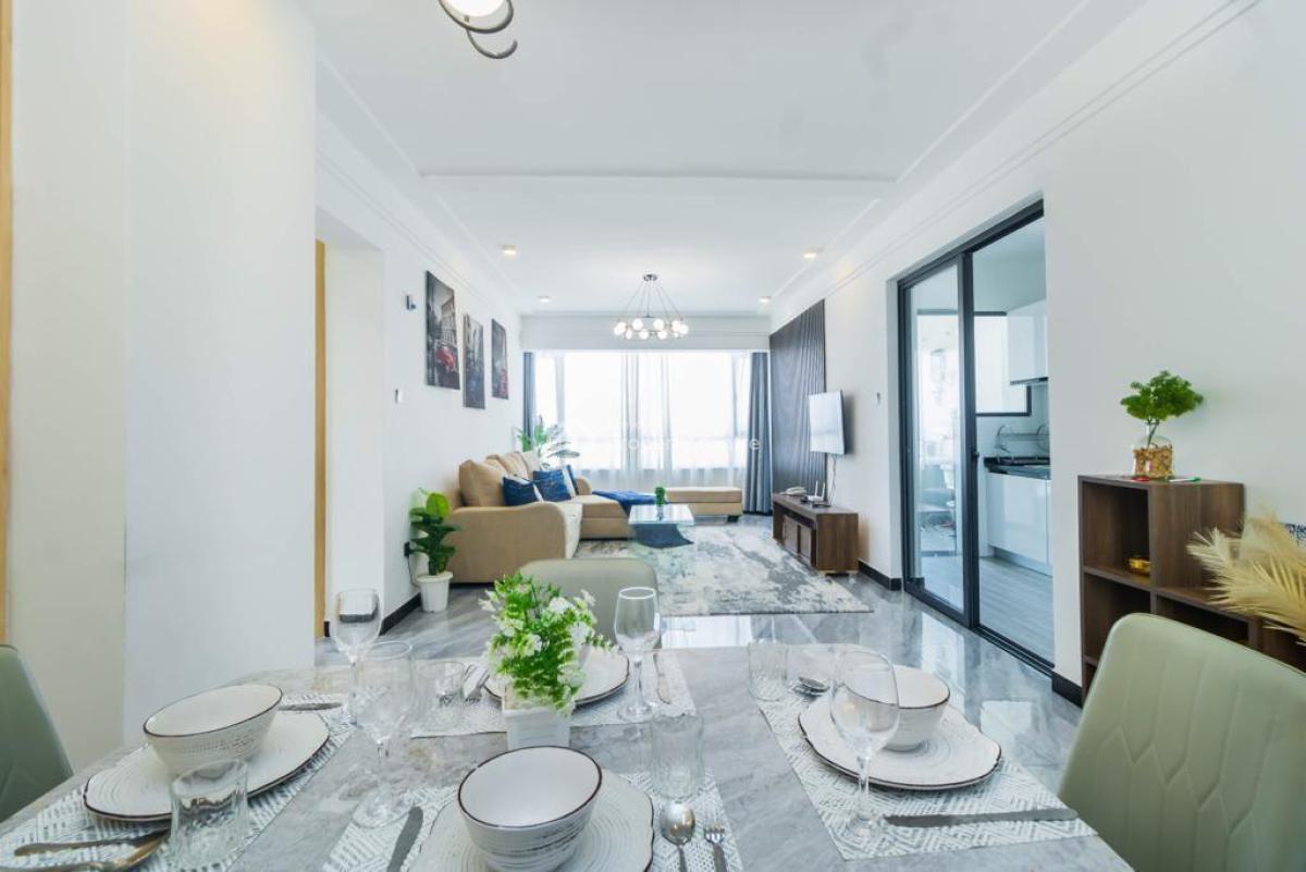 Fully Furnished and Serviced 2 Bedroom Apartment Master Ensuite Availa, Kilimani, Nairobi, Apartment for Rent