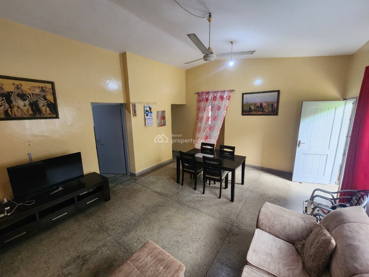 Bamburi Mtambo -- 2 Bedroom Bungalow + 2 Units of 2 Bedroom Apartments, Bamburi, Mombasa, House for Sale