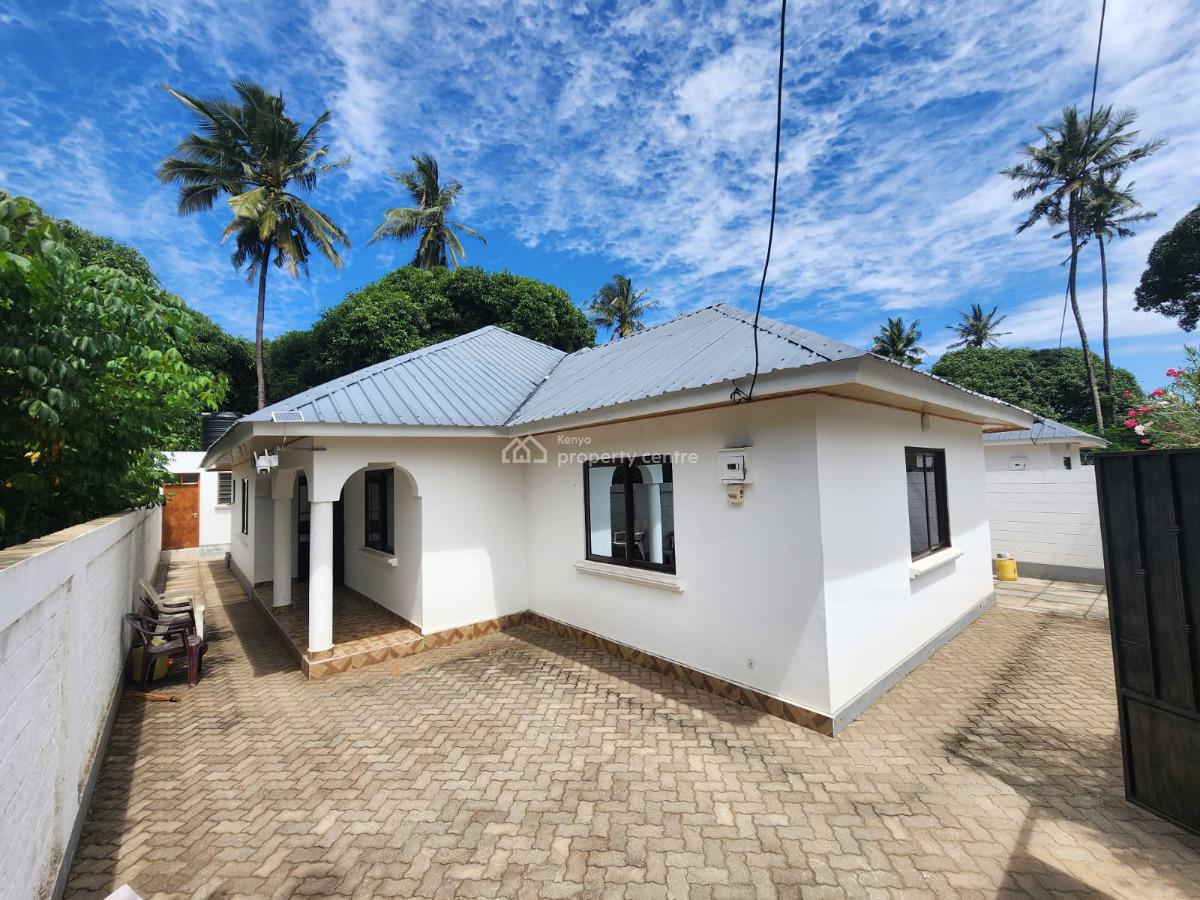 Executive 3 Bedroom Bungalow, Utange Majaonni, Shanzu, Mombasa, House for Sale