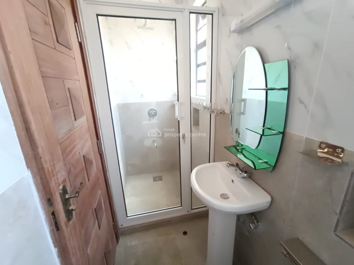4 Bedroom House with Sq Ruiru Membley Estate Ensuite 22m, Membley Estate, Membley Estate, Kiambu, Townhouse for Sale