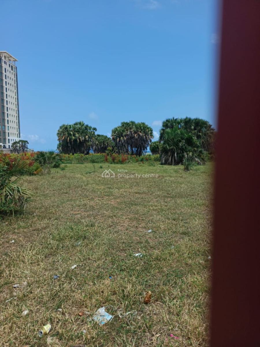 5 Acres Beach Property in Nyali. Asking Price Kshs. 800 Milli, Nyali Mombasa Kenya, Nyali, Mombasa, Mixed-use Land for Sale