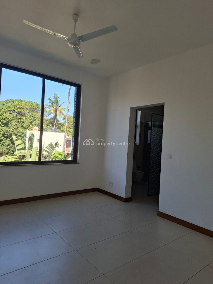 Petal Villas -- Luxury 4-bedroom Villas in Nyali, Moyne Drive, Nyali, Nyali, Mombasa, Townhouse for Sale