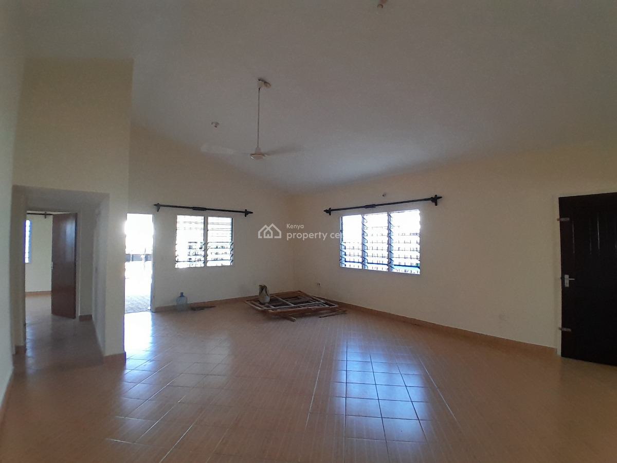 Spacious 3-bedroom Bungalow in a Gated Community Near Mtwapa Farmers, Near Oasis Hospital, Mtwapa, Kilifi, Terraced Bungalow for Sale