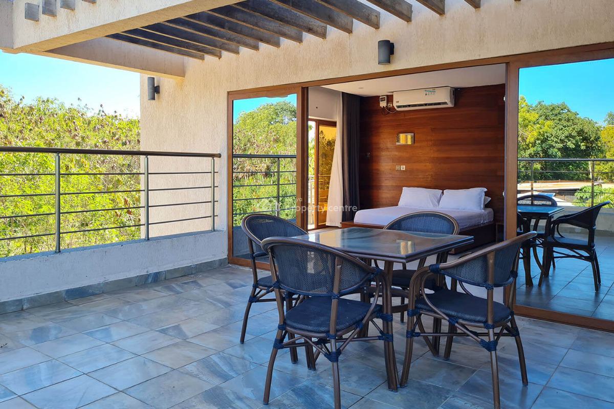 Luxury Five Bedroom Fully Furnished Villa Near The Beach, Diani Beach Road, Diani, Ukunda, Kwale, Detached Duplex for Sale