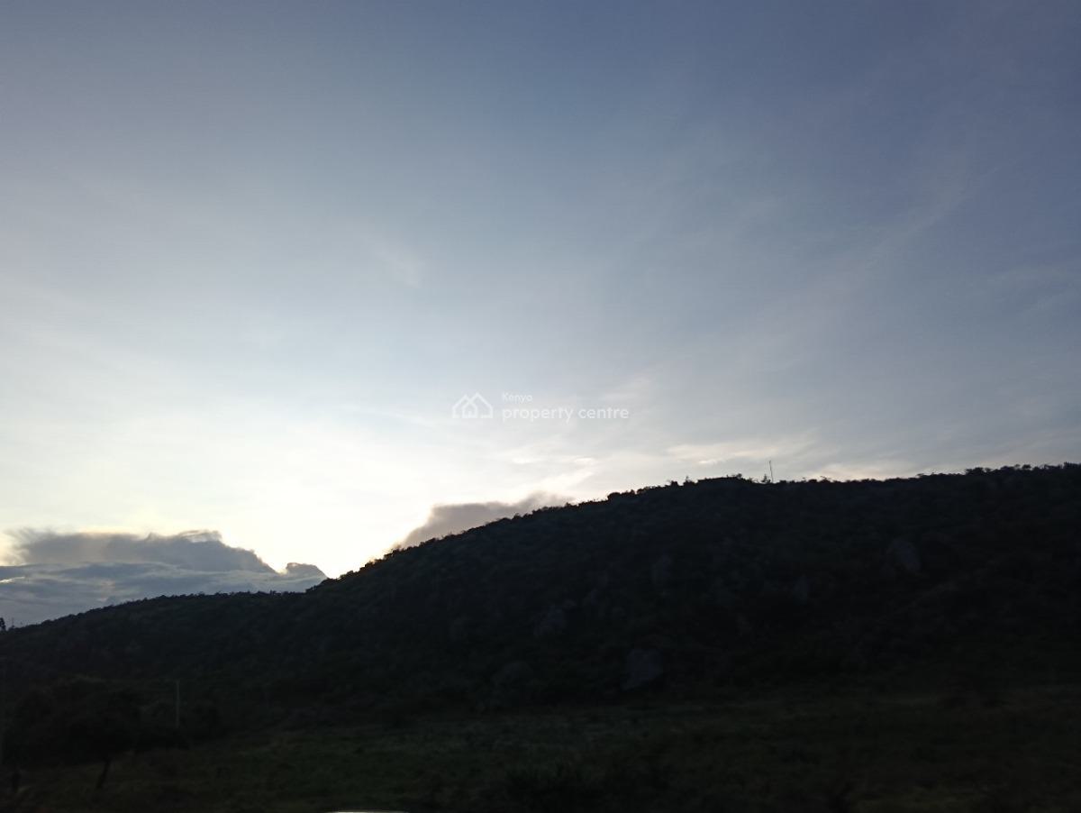 Plot with Structures in Kimende, Kimende Kiambu, Lari/kirenga, Kiambu, Land for Sale