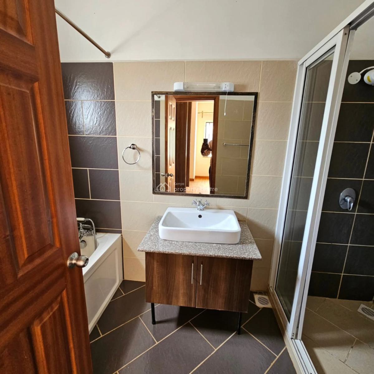 Executive 2 Bedroom Plus Dsq Apartment in Kilimani, Kilimani, Kilimani, Nairobi, Apartment for Rent