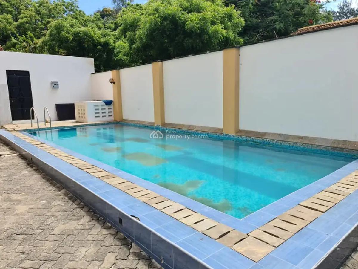 Contemporary 3 Bedroom Apartment with a Swimming Pool & Elevator, Moyne Drive, Nyali, Mombasa, Apartment for Rent